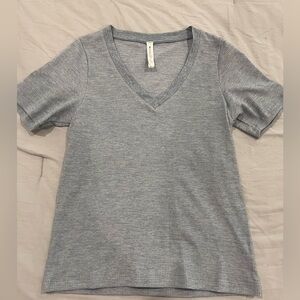 Athleta Renew Seamless V-Neck Tee
